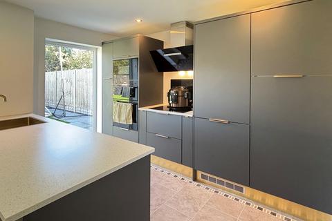 undefined, Whornes Orchard, Upton St. Leonards, GL4