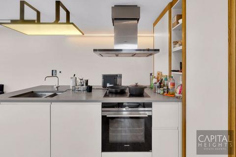 undefined, Manhattan Loft Gardens, International Way, London