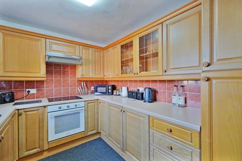 21 Fenton Croft, Rotherham, S61 3ST