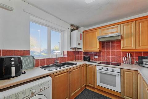 21 Fenton Croft, Rotherham, S61 3ST