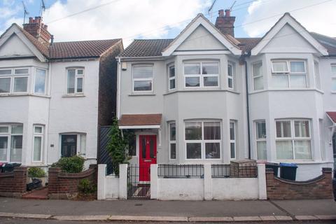 3 bedroom semi-detached house for sale, Lansdowne Avenue, Leigh-On-Sea