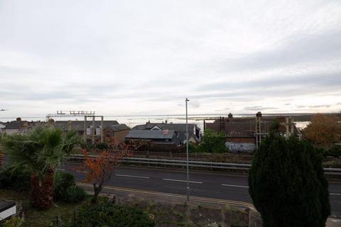 2 bedroom apartment for sale, New Road, Leigh-On-Sea