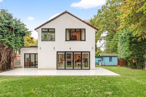 6 bedroom detached house for sale, Chaucer Way, Row Town KT15