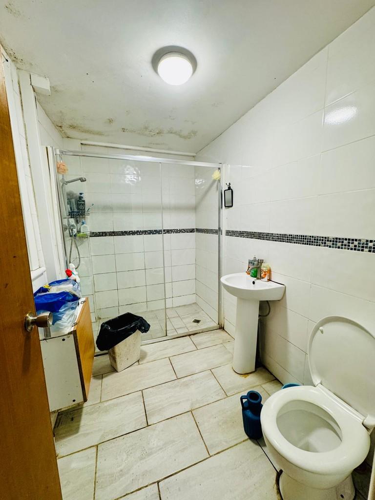Img 20251002 wa0016