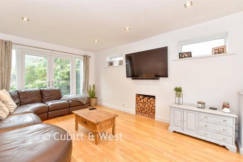 4 bedroom detached house for sale, Hulbert Road, Waterlooville, Hampshire