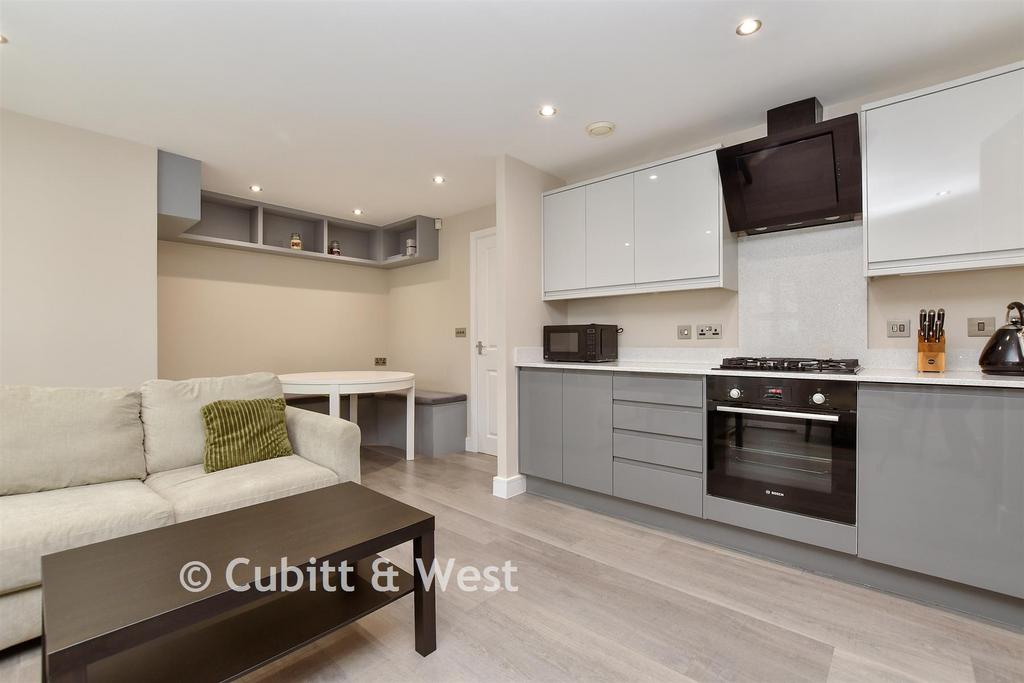 Kitchen / Lounge / Diner