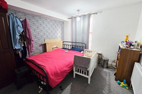2 bedroom end of terrace house for sale, Western Road, Leicester, LE3