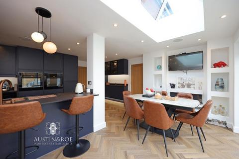 5 bedroom detached house for sale, Yarnfield ST15