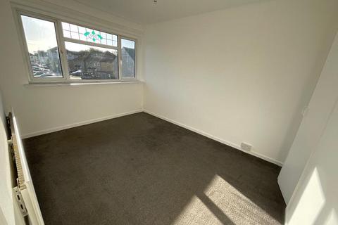 8 Ongar Way, Rainham, RM13 7TS