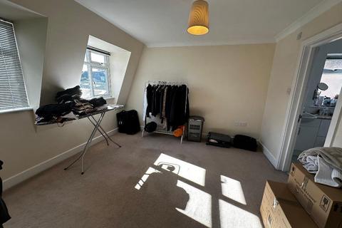 2 bedroom flat for sale, Stanley Road, Bromley, Kent, BR2 9JP
