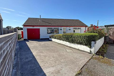 undefined, Lon Goch, Amlwch, Isle of Anglesey, LL68