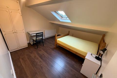 undefined, Bristol Road, Selly Oak B29