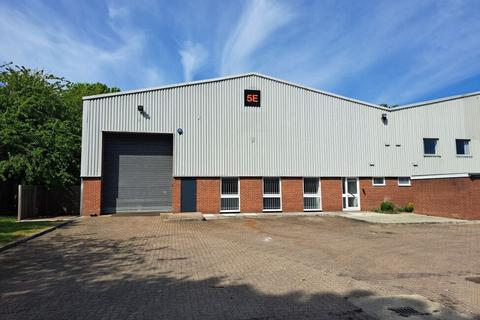 Warehouse to rent, Alexandra Way Ashchurch GL20 8NB