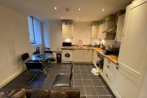 undefined, 108 Thornton Road, Bradford BD1