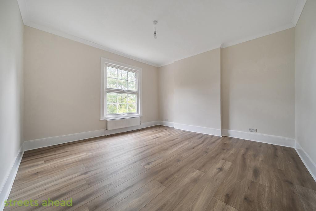 5cf14126-6060-461...