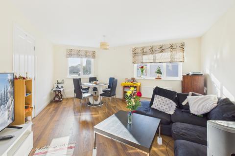 3 bedroom semi-detached house for sale, Aylesbury HP18