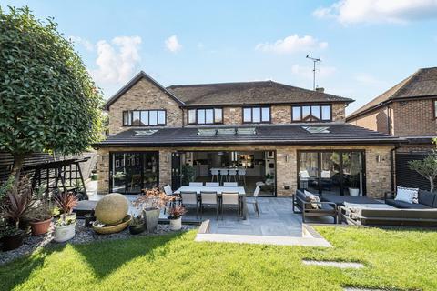 2 Picket Post Close, Bracknell, RG12 9FG
