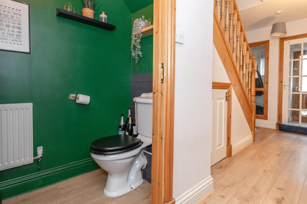 Hallway/Wc