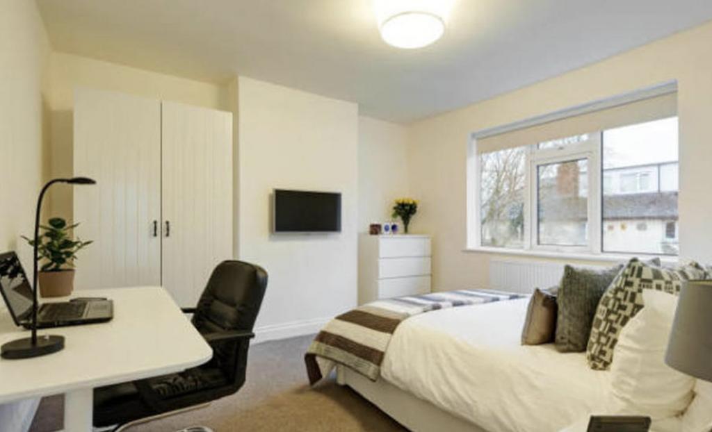 A clean and well-lit student accommodation feat...