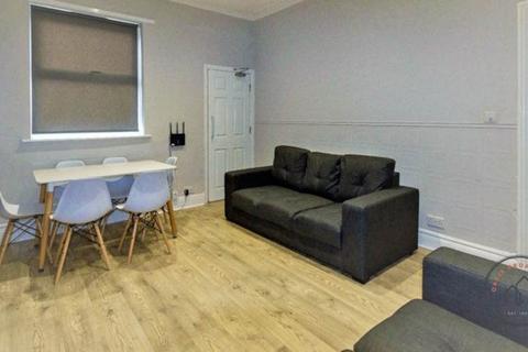 5 bedroom house to rent, Manor 29 Drive, Leeds LS6
