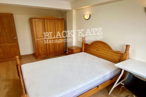 3 bedroom apartment to rent, SE1