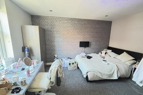 undefined, Thornville Terrace, Leeds LS6