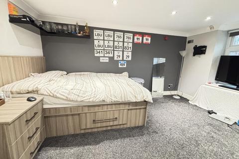 undefined, Granby Terrace, Leeds LS6