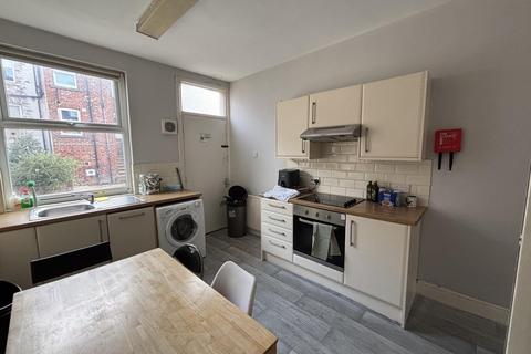 undefined, Queens Road, Leeds LS6