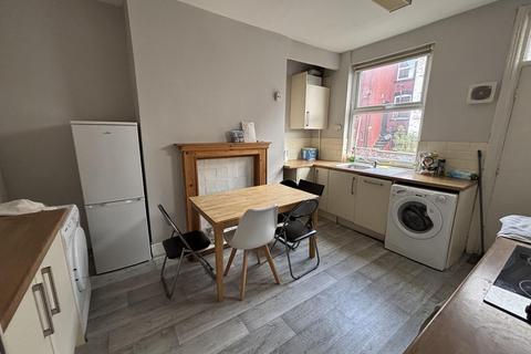 undefined, Queens Road, Leeds LS6