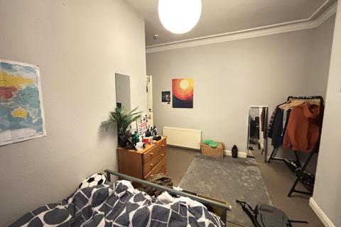 5 bedroom house to rent, Victoria Road, Leeds LS6