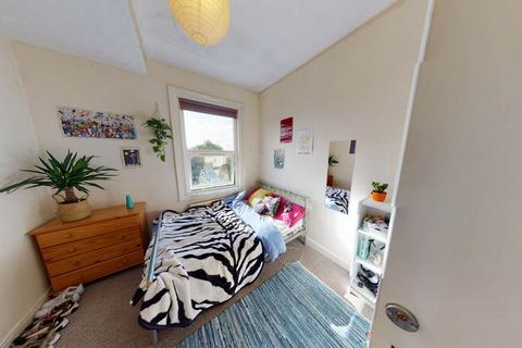 5 bedroom house to rent, Victoria Road, Leeds LS6