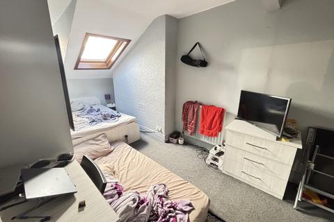 undefined, Cardigan Road, Leeds LS6