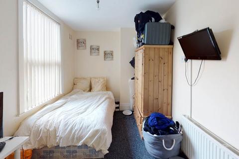 3 bedroom house to rent, Lumley Road, Leeds LS4