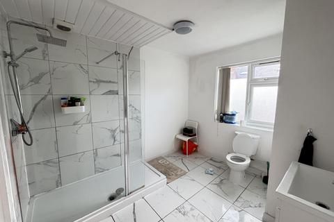 undefined, Langdale Gardens, Leeds LS6