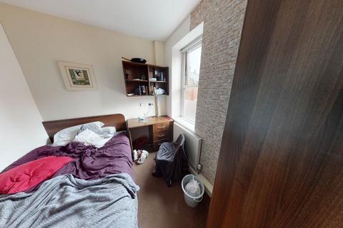 4 bedroom house to rent, Harold Avenue, Leeds LS6