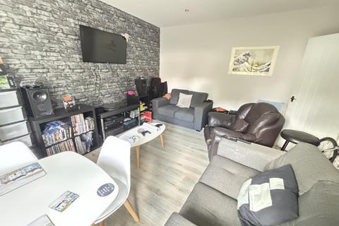 undefined, Ash Road, Leeds LS6