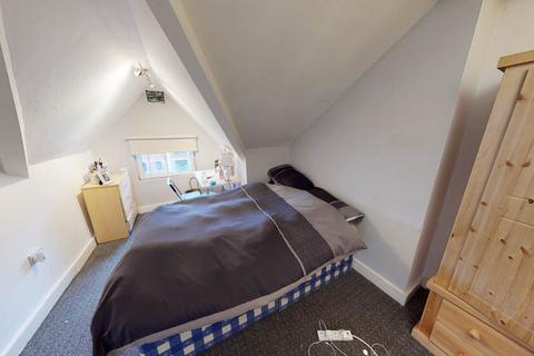 5 bedroom house to rent, Kirkstall Lane, Leeds LS6