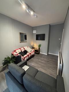 2 bedroom flat to rent, Ashwood Villas, Leeds LS6