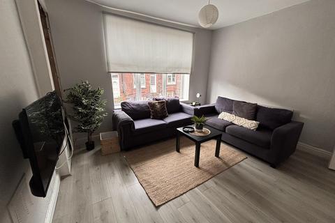6 bedroom house to rent, Richmond Mount, Leeds LS6