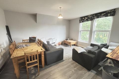 5 bedroom house to rent, Bainbridge Road Upstairs, Leeds LS6