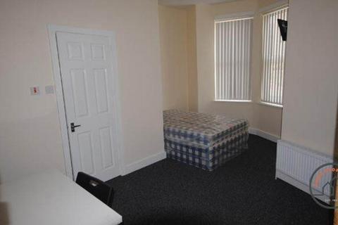 3 bedroom house to rent, Beechwood Mount, Leeds LS4