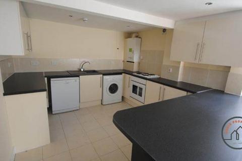 3 bedroom house to rent, Beechwood Mount, Leeds LS4