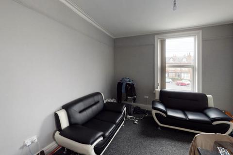 undefined, Headingley Avenue, Leeds LS6