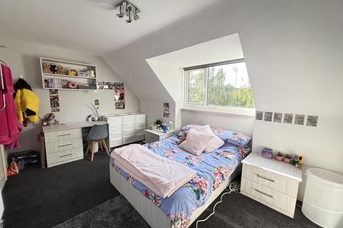7 bedroom house to rent, St Michaels Crescent, Leeds LS6