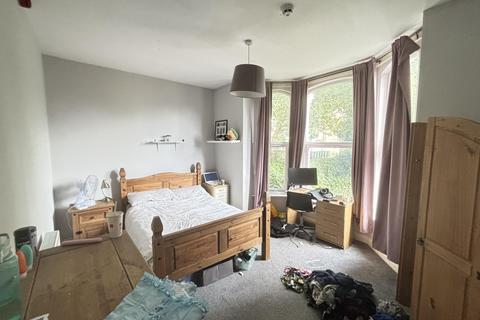 5 bedroom house to rent, Bainbridge Road Downstairs, Leeds LS6