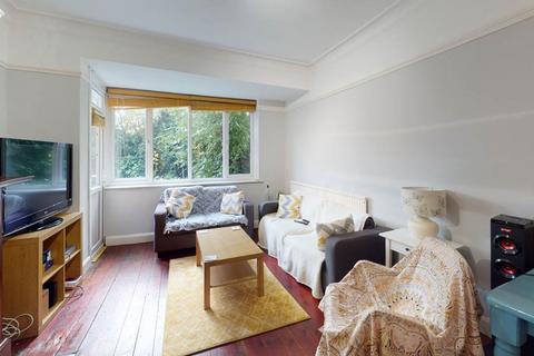 4 bedroom house to rent, Regent Park Terrace, Leeds LS6