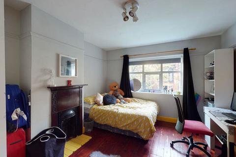 4 bedroom house to rent, Regent Park Terrace, Leeds LS6