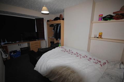 6 bedroom house to rent, St Annes Road, Leeds LS6