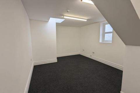 Mixed use to rent, 1 Waverley Ter Sunderland SR4 6TA
