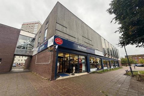 Retail property (high street) to rent - 8 Lennox Pl Clydebank G81 4LX